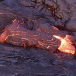 Permanent suchen sich auf Big Island neue Lavamassen ihren Weg und beheizen dadurch sogar einige Flußläufe. Bildquelle: Pixabay.de