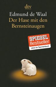 In „Der Hase mit den Bernsteinaugen" arbeitet Autor Edmund de Wall die beeindruckende Geschichte seiner Familie auf. Bildquelle: dtv Verlag