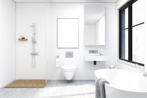 Eine Dusche ohne Barriere oder eine Toilette in der richtigen Höhe, lassen das Badezimmer auch im Alter eine Wohlfühloase ohne Stolperfalle sein. Bildquelle: © Shutterstock