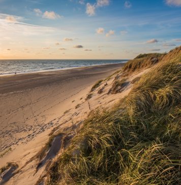 Wo sich die Meere küssen: Naturschauspiel im Norden Dänemarks Wo das Meer und der Himmel sich küssen - in Dänemark. Bildquelle: shutterstock.com