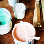 Unter dem Motto “do it yourself” werden inzwischen viele handwerklich Arbeiten auch von Frauen selbst übernommen. Bildquelle: ©Rawpixel / Unsplash.com