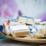 Naturseifen sind wieder groß im Kommen und auch immer ein beliebtes Präsent. Bildquelle: © Kristina Balic / Unsplash.com