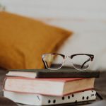 Dank der Frankfurter Buchmesse erwarten Sie nun viele neue Buchempfehlungen hier bei 59plus. Bildquelle: © Nicole Honeywill / Unsplash.com