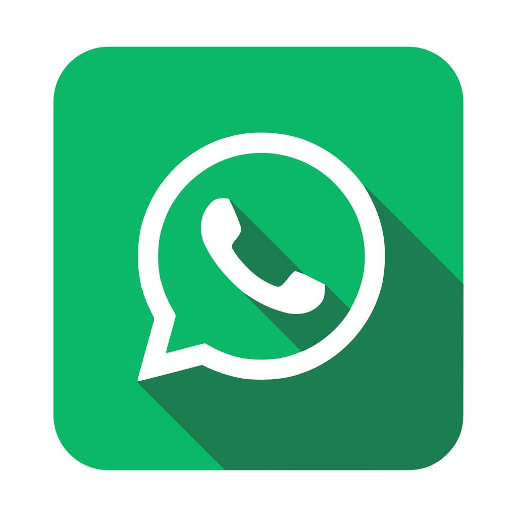 WhatsApp ist mit jedem Smartphone verfügbar und bietet Ihnen die Möglichkeit auf einfache Art und Weise Texte und Bilder hin und her zu senden. Bildquelle: Pixabay.de