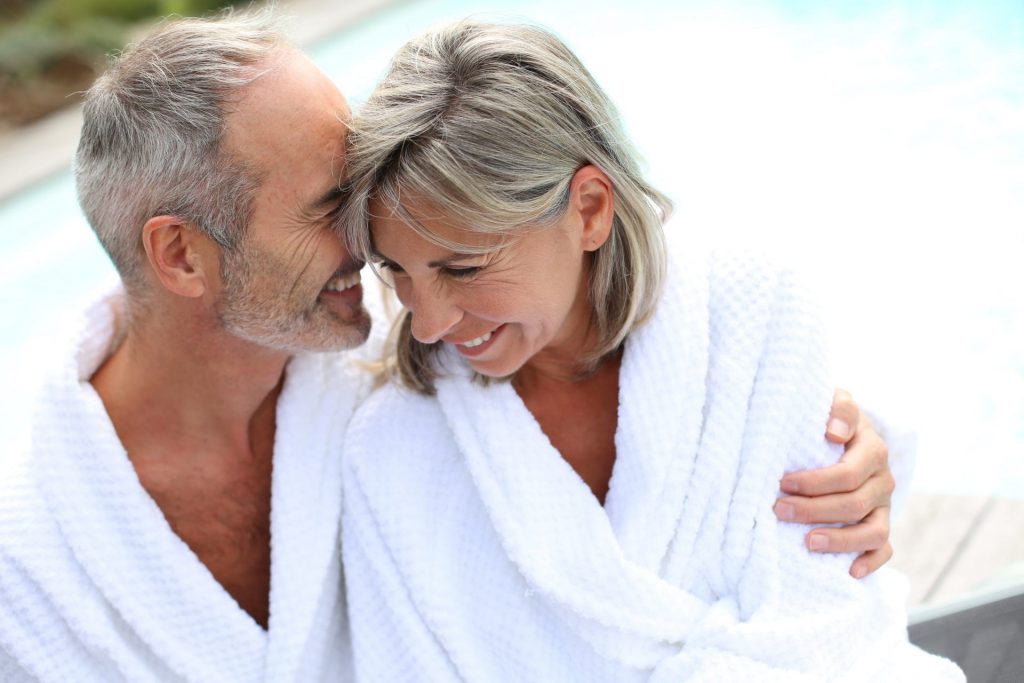 Ein Besuch in der Sauna ist nicht nur wohltuend, sondern stärkt bei richtiger Vorgehensweise auch unser Immunsystem. Bildquelle: shutterstock.com