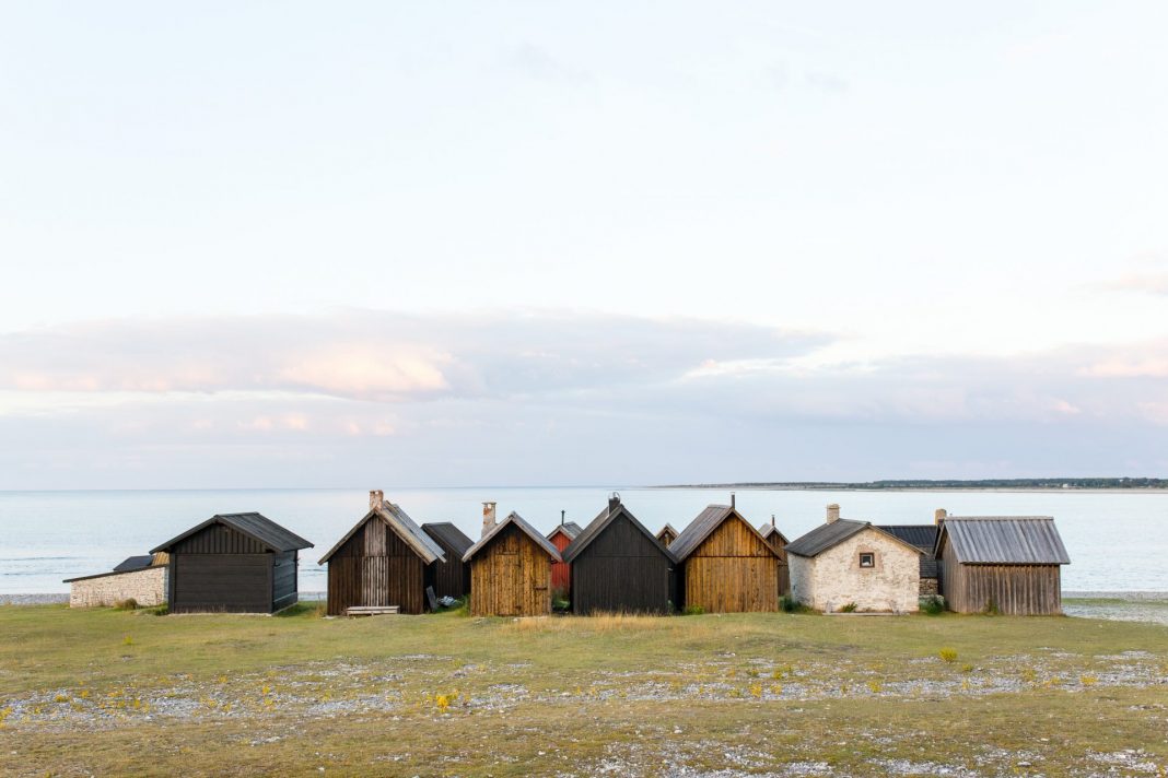 Gotland ist die größte der schwedischen Ostseeinseln und als Urlaubsziel sehr beliebt. Bildquelle: © Jon Flobrant / Unsplash.com