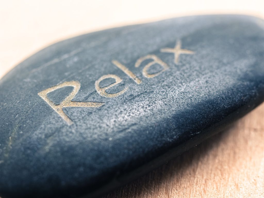 Entspannen und relaxen kann man ganz wunderbar in der Sauna. Und gleichzeitig tut man auch noch etwas Gutes für seine Gesundheit. Bildquelle: Pixabay.de