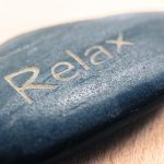 Entspannen und relaxen kann man ganz wunderbar in der Sauna. Und gleichzeitig tut man auch noch etwas Gutes für seine Gesundheit. Bildquelle: Pixabay.de