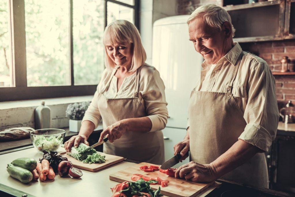 Trotz ausgewogener Ernährung können Nahrungsergänzungsmittel unser Wohlbefinden positiv beeinflussen. Bildquelle: © Shutterstock.com