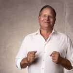 Prof. Dr. Dietrich Grönemeyer gilt als der Rückenexperte in Deutschland. Bildquelle: Prof. Dr. Dietrich Grönemeyer