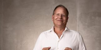 Prof. Dr. Dietrich Grönemeyer: Ganzheitliche Medizin Prof. Dr. Dietrich Grönemeyer gilt als der Rückenexperte in Deutschland. Bildquelle: Prof. Dr. Dietrich Grönemeyer