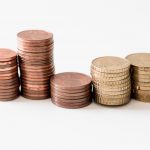 Die monatliche Rückzahlungsrate muss gut in den finanziellen Alltag passen. Bildquelle: © Ibrahim Rifath / Unsplash.com