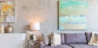 Wohlfühlatmosphäre trotz kleinerer Räume – Wohnen im Alter muss nicht nur zweckmäßig sein Vor allem in kleineren Räumen können Pastellfarben optisch für mehr Größe sorgen. Bildquelle: © Sidekix Media / Unsplash.com