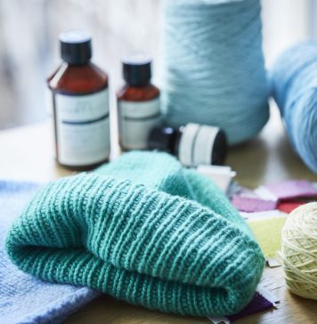 Manufaktur Filomontini: Klein, fein und bestrickend schön Handarbeit und hochwertiges Material - das zeichnet das kleine, aber sehr hochwertige Label Filomontini aus. Bildquelle: © Filomontini