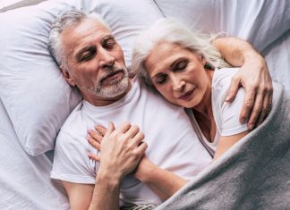 Gesund schlafen: So klappt es Wir in der Generation 59plus sollten das Thema Sexualität auf keinen Fall ausblenden, sondern evtl. Dysfunktionen auf den Grund gehen. Bildquelle: @Shutterstock.com