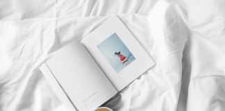 Ein gesunder und erholsamer Schlaf – auch jenseits der 60 Die richtige Schlafumgebung ist das A und O für einen angenehmen und erholsamen Schlaf. Bildquelle: © Sylvie Tittel / Unsplash.com