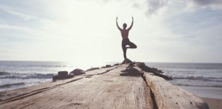 Sportlicher Buchtipp: Für Yoga ist es nie zu spät