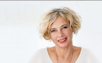 Weg mit den Tabus – wie sollen wir über Krebs sprechen? Gefühlvoll und ehrlich beschreibt Susanne Reinker ihre ganz persönlichen Erfahrungen im Umgang mit dem Krebs nach der Therapie. Bildquelle: © A&N