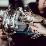 Das Weihnachtsessen einfach mal ganz entspannt und ohne Aufwand mit der Familie genießen. Bildqelle: © Scott Warman / Unsplash.com
