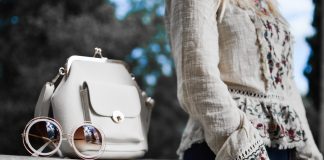 Kolumne: Shoppen bis der Arzt kommt? Beim Shoppen zeigt sich wirklich wahre Freundschaft. Bildquelle: © Tamara Bellis / Unsplash.com