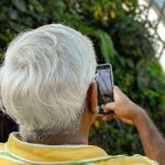 Dank einer Haartransplantation sich wieder wohlfühlen und am gesellschaftlichen Leben teilnehmen. Bildquelle: © Gervyn Louis / Unsplash.com