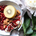 In vielen Obst- und Ein schmackhaftes und vitaminreiches Frühstück sorgt schon für einen perfekten Start in den Tag. Bildquelle: © Magalie de Preux / Unsplash.com