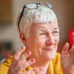 Gemeinsam mit Facebook möchte Dagmar Hirche gern der Generation 59plus die digitale Welt näher bringen. Bildquelle: © Dagmar Hirche