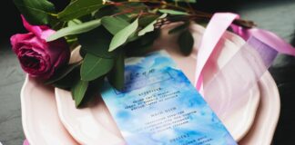 Schenken mit Herz und Verstand Was können wir sinnvolles und schönes schenken, wenn jemand schon alles hat? Bildquelle: © Alexandra Gornago / Unsplash.com