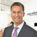 Christian Kuppig ist Spezialist in der Beratung rund um das Thema “LiquidHome” bei Engel & Völkers. Bildquelle: © Engel & Völkers_LIQ_Hintergrund_2110x1582_72dpi_RGB
