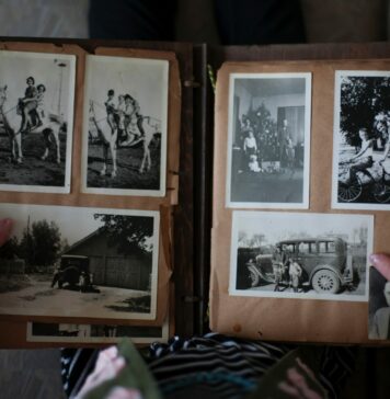 Alte Erinnerungen retten – 3 hilfreiche Tipps Alte Fotos sind wunderbar, um Erinnerungen an vergangene Zeiten am Leben zu erhalten und vielelicht einmal den Enkeln von fernen Reisen berichten zu können. Bildquelle: © Laura Fuhrman / Unsplash.com