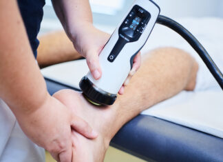 Wann hilft eine Stoßwellentherapie? Die Stoßwellentherapie kann in vielen Fällen eine Operation vermeiden. Bildquelle: www.stosswellenzentrumnrw.de