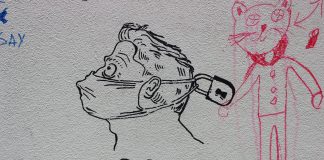 Coronaschutz für Risikogruppen – Tipps für den Frühling Vor allem jetzt, wenn es wärmer wird, ist es nach wie vor wichtig die Maske zum Schutz zu tragen. Bildquelle: © Lasma Artmane / Unsplash.com