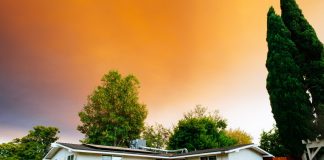 Immobilie im Alter: Vermieten oder selbst mieten? Mieten und das eigene, zu groß gewordenen Haus vermieten? Eine Entscheidung die gut überlegt sein will. Bildquelle: © Gus Ruballo / Unsplash.com