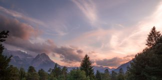 Urlaub im eigenen Land: Diese drei Reiseziele sind noch echte Geheimtipps Es muss nicht immer eine Fernreise sein, auch der Urlaub im eigenen Land kann viele beeindruckende Momente bereit halten. Bildquelle: © Karsten Wurth / Unsplash.com