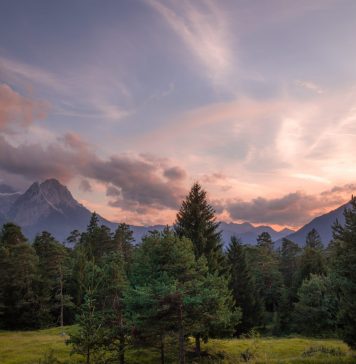Urlaub im eigenen Land: Diese drei Reiseziele sind noch echte Geheimtipps Es muss nicht immer eine Fernreise sein, auch der Urlaub im eigenen Land kann viele beeindruckende Momente bereit halten. Bildquelle: © Karsten Wurth / Unsplash.com