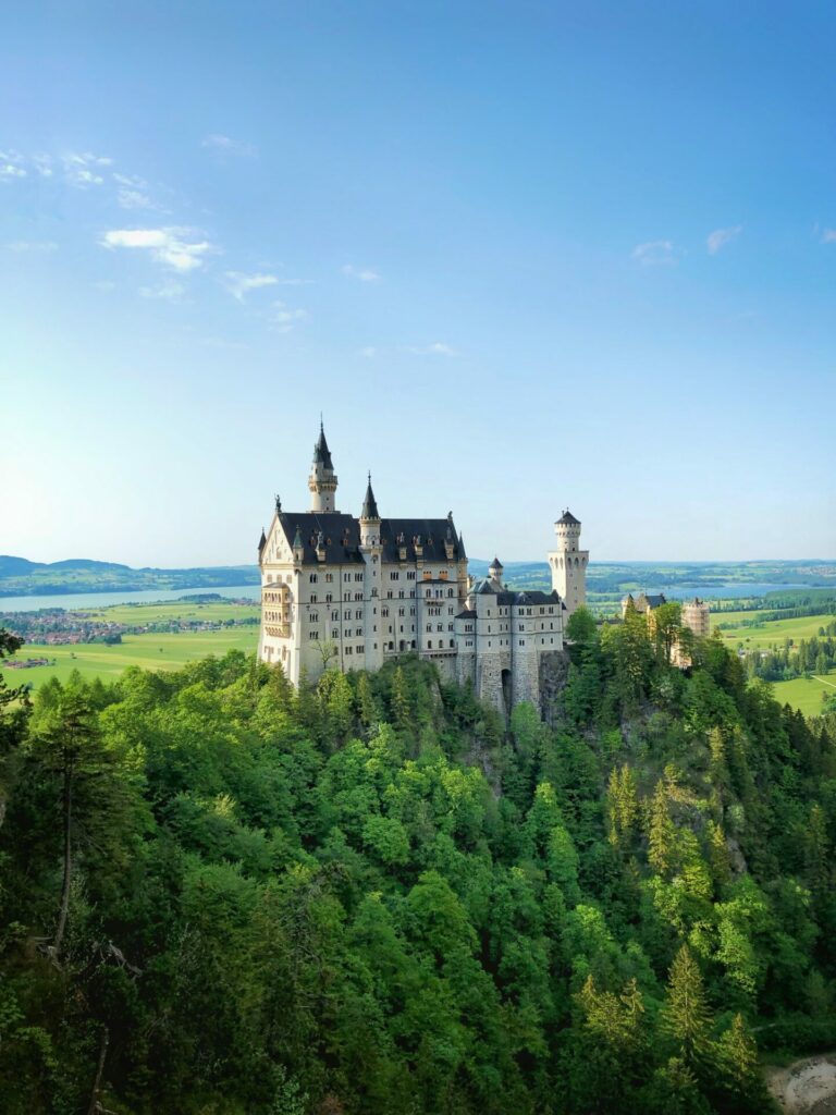 Immer einen Besuch wert - das wunderschöne Schloss Neuschwanstein. Bildquelle: © Victor Malyushev / Unsplash.com