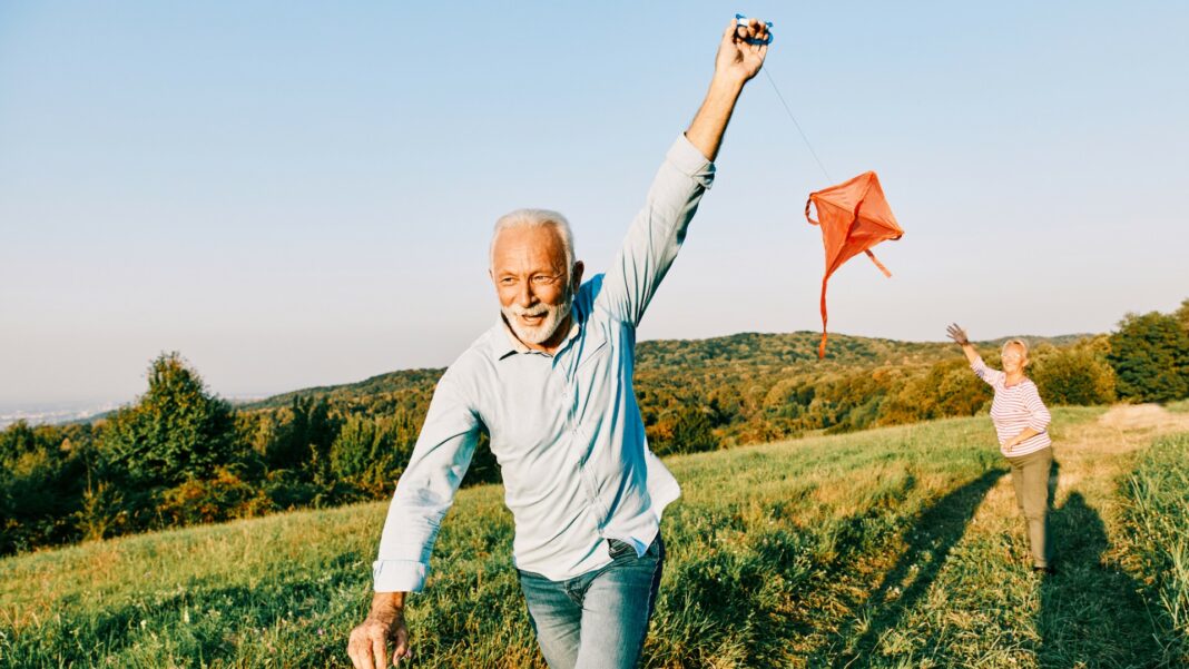 Eine erektile Dysfunktion kann auf unterschiedliche Art und Weise behandelt werden und hat auch unterschiedliche Ursachen. Bildquelle: @iStock / Paperkites