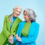 Haben Sie Mut zu Farbe – die Zeiten der gedeckten Farben für die Generation 59plus ist schon lange vorbei! Bildquelle: © Leire Cavia / Unsplash.com