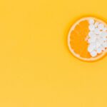 Ein Vitaminmangel ist nicht selten verantwortlich für ein bestehendes Übergewicht. Daher lohnt es sich, sich dahingehend immer mal wieder untersuchen zu lassen. Bildquelle: © Diana Polekhina / Unsplash.com