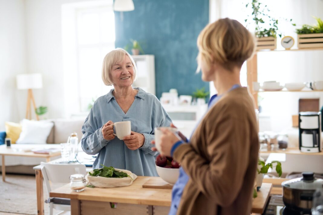 Die Arbeit eines Alltagsbetreuers ist unterschiedlich und vielfältig. Bildquelle: © Getty Images / Unsplash.com