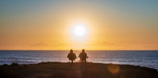 Sonne, Strand und Rente: Wo Rentner ihren Lebensabend in Europa genießen Dank der europäischen Union ist ein Lebensabend in wärmeren Gefilden durchaus realisierbar. Bildquelle: © Anukrati Omar / Unsplash.com