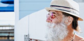 Endlich im Ruhestand: Ideen für eine zünftige Party Auch der letzte Arbeitstag will gut vorbereitet sein, bevor es dann endgültig in den verdienten Ruhestand geht. Bildquelle: © Tim Mossholder / Unsplash.com