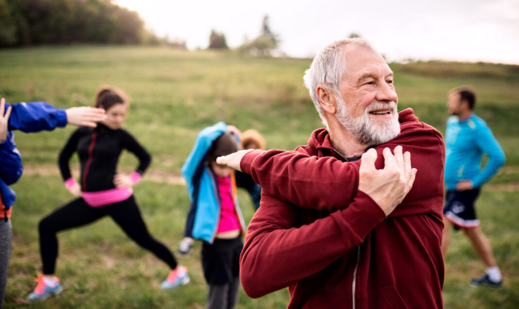 Rückentraining und Natur lassen sich ganz wunderbar miteinander verbinden. Bildquelle: AdobeStock.com