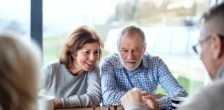 Betreutes Wohnen: Selbstbestimmt leben im Alter Betreutes Wohnen wird für immer mehr Menschen der Generation 59plus eine gute Alternative, um möglichst gut vorbereitet zu sein, wenn Unterstützung notwendig wird. Bildquelle: © Getty Images / Unsplash.com