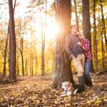Durch kleine Gesten und Berührungen können wir unserem Partner/in immer wieder unsere Zuneigung zeigen. Bildquelle: © Getty Images / Unsplash.com