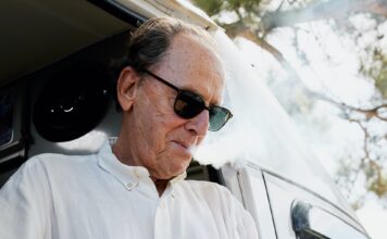 Rauchentwöhnung im Alter: Warum Vaping eine Überlegung wert ist In der Generation 59plus findet man doch noch viele RauSich das Rauchen abzugewöhnen ist nicht selten eine wirklich große Herausforderung. Vaping kann eine mögliche Alternative und damit Unterstützung sein. Bildquelle: © Natalia Blauth / Unsplash.com