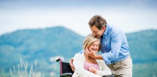 Steckbetten für Senioren und Seniorinnen auch in der häuslichen Pflege Wenn die Pflege zuhause nicht mehr möglich ist, dann ist es zei