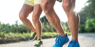 Sportphysiotherapie für Amateursportler: Verletzungen vermeiden und Leistung steigern Unsere Gelenke wollen ab einem bestimmten Alter besonders gefördert und unterstützt werden, um uns möglichst reibungslos ins hohe Alter zu tragen. Bildquelle: © Getty Images / Unsplash.com