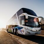 Vor allem Ziele innerhalb Europas lassen sich gut mit einem Reisebus erreichen. Bildquelle: © Jonathan Borba / Unsplash.com