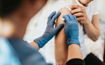 Lauterbach streicht Kassenleistungen für homöopathische Behandlungen Die Krankenkassen müssen sparen und daher fallen bisher gewohnte Leistungen zukünftig weg. Bildquelle: © Ave Calvar / Unsplash.com